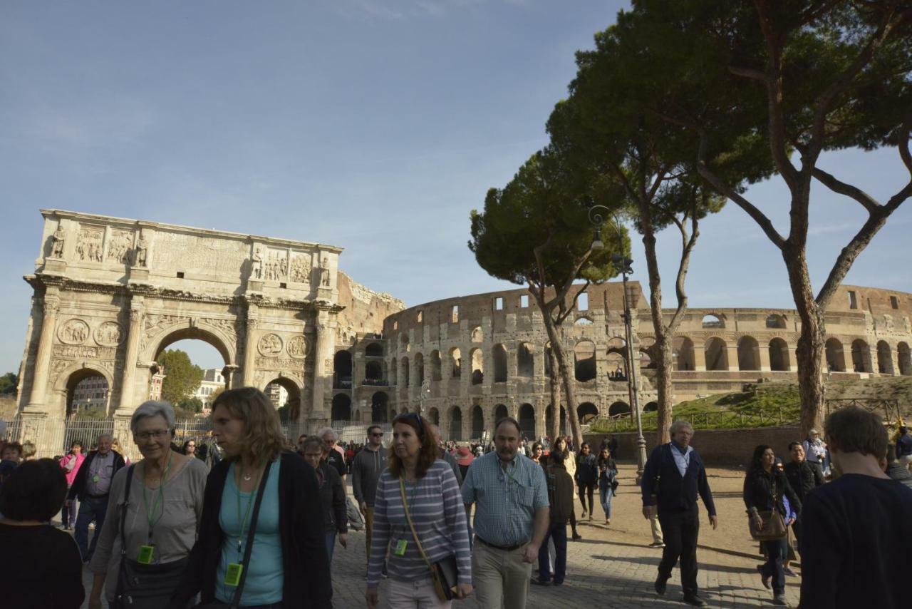 Art Nouveau Colosseo